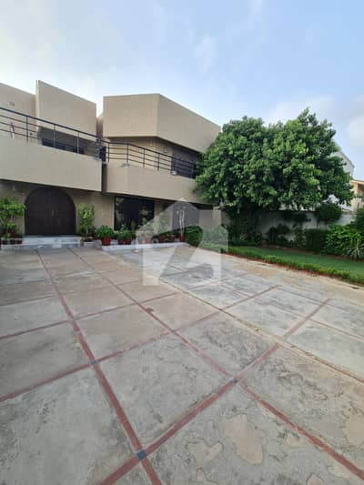 Bungalow For Rent 1000 Square Yards In DHA Phase 6