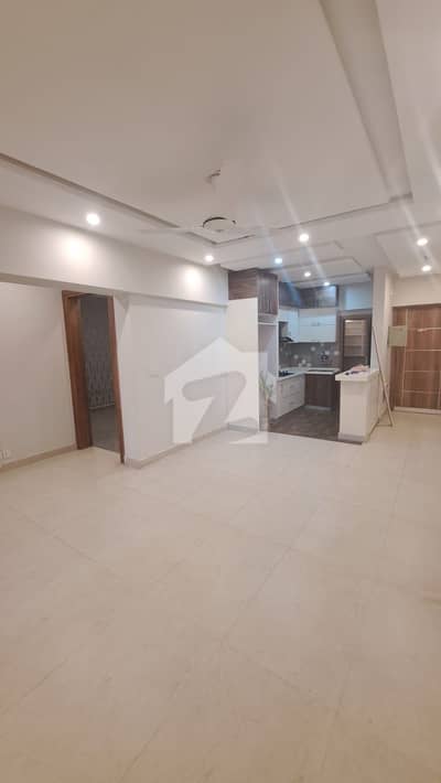 1695 Sqft Luxury Apartment For Rent First Floor | Outer Facing | Prime Location