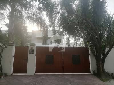 Aesthetic House Of 2 Kanal For rent Is Available