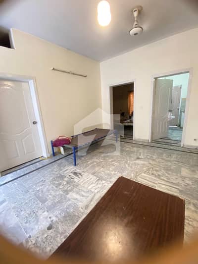 5 Marla Upper Portion 2 Bedrooms Attach Bathrooms Drawing room Lounge And Kitchen