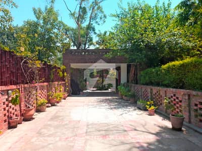 Home In Margalla 4 + 4 Kanal House Is For SALE