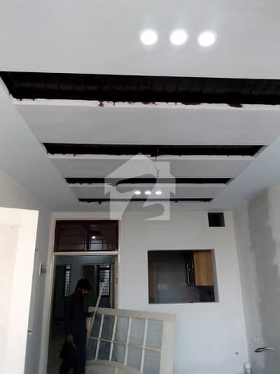 مین مانسہرہ روڈ ایبٹ آباد میں 6 کمروں کا 6 مرلہ مکان 2.2 کروڑ میں برائے فروخت۔ مین مانسہرہ روڈ ایبٹ آباد میں 6 کمروں کا 6 مرلہ مکان 2.2 کروڑ میں برائے فروخت۔