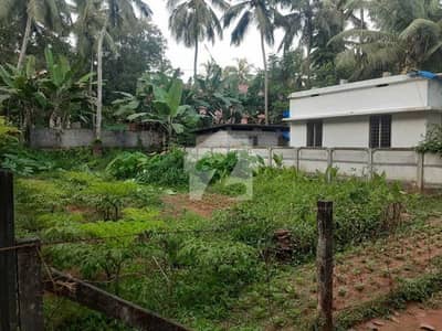 INVESTOR PRICE One Kanal Property In F-7 For Sale