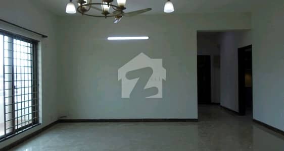 10 Marla Flat For Rent In Lahore