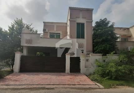Your Dream 10 Marla House Is Available In Askari 11 - Sector B Your Dream 10 Marla House Is Available In Askari 11 - Sector B