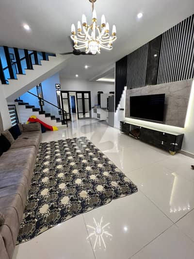 500 Sq. Yards Owner Built Bungalow For Sale DHA Phase 8 (Off Khayaban-e-Iqbal), Karachi