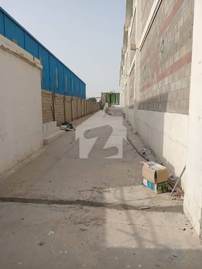 کورنگی کریک کنٹونمنٹ کورنگی,کراچی میں 6 کنال فیکٹری 22.5 لاکھ میں کرایہ پر دستیاب ہے۔
