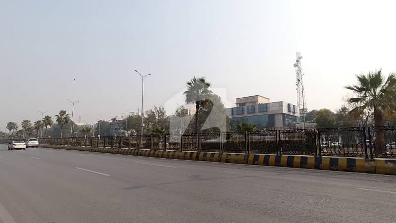BLUE AREA MAIN JINNAH AVENUE COMMERCIAL PLOT FOR SALE BLUE AREA MAIN JINNAH AVENUE COMMERCIAL PLOT FOR SALE