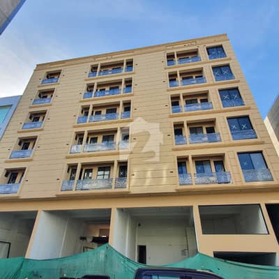 ڈی ایچ اے فیز 8 ڈی ایچ اے ڈیفینس,کراچی میں 3 کمروں کا 7 مرلہ فلیٹ 4.5 کروڑ میں برائے فروخت۔
