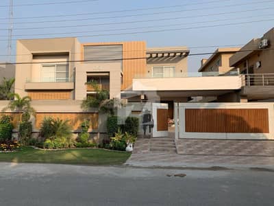 KANAL 40 FEET ROAD FURNISHED HOUSE KANAL 40 FEET ROAD FURNISHED HOUSE