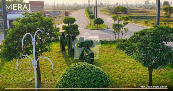دیگر سیالکوٹ میں 5 مرلہ پلاٹ فائل 2.5 لاکھ میں برائے فروخت۔