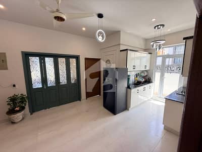 Investors Deal 3 Bed DD Apartment For Sale | Ittehad Commercial, DHA Karachi