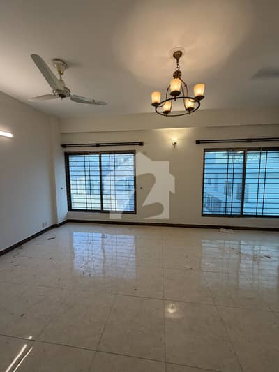 3 Bed Flat For Sale In Askari 14