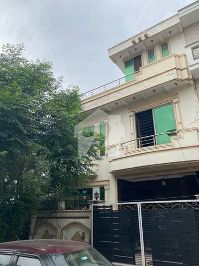 Premium 25x40 Corner House for Sale Prime Location G-13/1, Islamabad