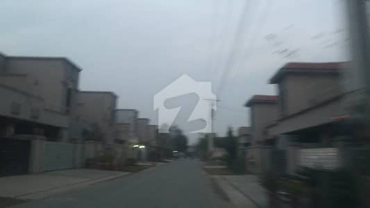 عسکری 11 ۔ سیکٹر بی عسکری 11,عسکری,لاہور میں 4 کمروں کا 1 کنال مکان 8.5 کروڑ میں برائے فروخت۔