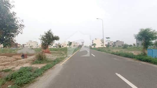 Affordable Investment Opportunity 5 Marla Plot For Sale In DHA 9 Town D Block