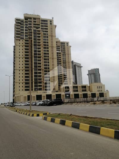 امارکریسنٹ بے ڈی ایچ اے فیز 8,ڈی ایچ اے ڈیفینس,کراچی میں 2 کمروں کا 7 مرلہ فلیٹ 5.2 کروڑ میں برائے فروخت۔