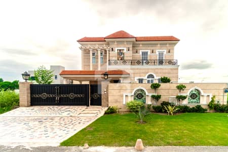 10-Marla Luxury Villa For Sale at Hot Location Near Raya Fairways and Mosque