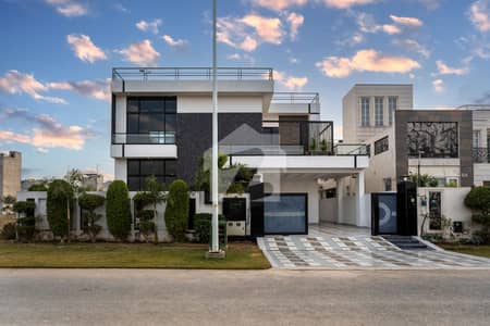 One Kanal Modern House For Rent AT Hot Location Near Park Commercial