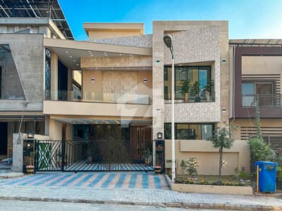 بحریہ گرینز۔ اوورسیز انکلیو - سیکٹر 5 بحریہ گرینز۔ اوورسیز انکلیو,بحریہ ٹاؤن فیز 8,بحریہ ٹاؤن راولپنڈی,راولپنڈی میں 5 کمروں کا 10 مرلہ مکان 5.7 کروڑ میں برائے فروخت۔ بحریہ گرینز۔ اوورسیز انکلیو - سیکٹر 5 بحریہ گرینز۔ اوورسیز انکلیو,بحریہ ٹاؤن فیز 8,بحریہ ٹاؤن راولپنڈی,راولپنڈی میں 5 کمروں کا 10 مرلہ مکان 5.7 کروڑ میں برائے فروخت۔