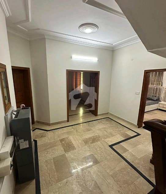 1 Kanal House Is Available For Rent 1 Kanal House Is Available For Rent