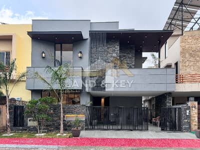 Elegant Designer House Available Elegant Designer House Available