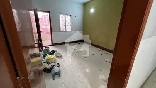 Spacious Prime Location 1300 Square Feet Flat Available For RENT In Gulshan E Iqbal Block 6