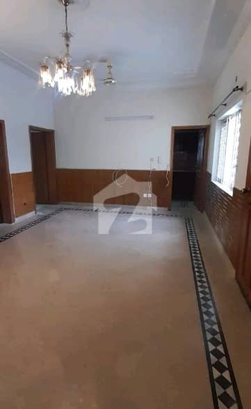 14 Marla House In I-8/3 Is Available For sale