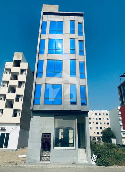 المرتضی کمرشل ایریا ڈی ایچ اے فیز 8,ڈی ایچ اے ڈیفینس,کراچی میں 4 کمروں کا 4 مرلہ عمارت 9.0 لاکھ میں کرایہ پر دستیاب ہے۔