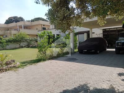 ڈی ایچ اے فیز 1 ڈیفنس (ڈی ایچ اے),لاہور میں 5 کمروں کا 2 کنال مکان 13.99 کروڑ میں برائے فروخت۔