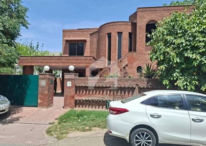 Get A Corner 2 Kanal House For sale In DHA Phase 1