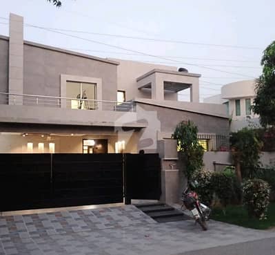 Stunning House Is Available For sale In DHA Phase 3