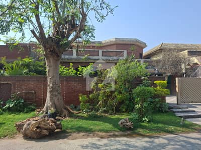 Syed Brothers Proudly Offers 1-Kanal Elegant And Fully Maintained Super Hot Located Bungalow Is Available In The Best Block Of DHA Phase 1 Lahore