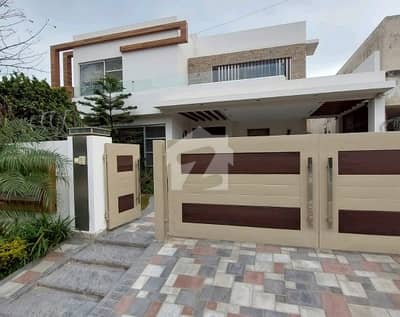 House Of 1 Kanal Is Available For sale In DHA Phase 3