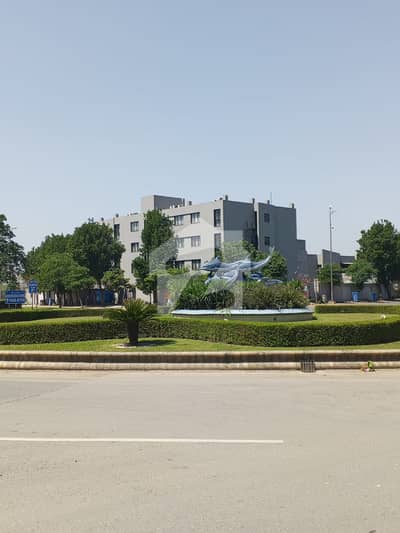 بحریہ ٹاؤن - اوورسیزبی بحریہ ٹاؤن اوورسیز انکلیو,بحریہ ٹاؤن,لاہور میں 10 مرلہ رہائشی پلاٹ 2.25 کروڑ میں برائے فروخت۔
