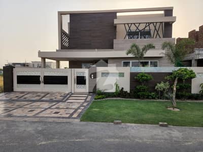 20 MARLA ELEGANT AND FULLY MAINTAINED SUPER HOT LOCATED BUNGALOW IS AVAILABLE IN THE BEST BLOCK OF DHA LAHORE. 20 MARLA ELEGANT AND FULLY MAINTAINED SUPER HOT LOCATED BUNGALOW IS AVAILABLE IN THE BEST BLOCK OF DHA LAHORE.