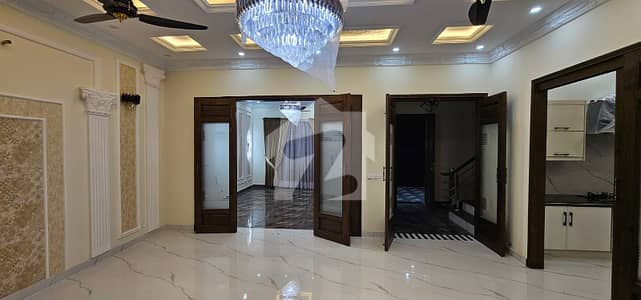 بحریہ ٹاؤن ۔ اوورسیز سی بحریہ ٹاؤن اوورسیز انکلیو,بحریہ ٹاؤن,لاہور میں 10 مرلہ مکان 4.25 کروڑ میں برائے فروخت۔ بحریہ ٹاؤن ۔ اوورسیز سی بحریہ ٹاؤن اوورسیز انکلیو,بحریہ ٹاؤن,لاہور میں 10 مرلہ مکان 4.25 کروڑ میں برائے فروخت۔