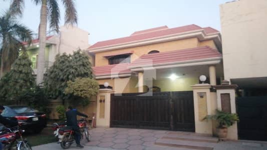 1 Kanal House For Office Use In G1 Block Johar Town Lahore