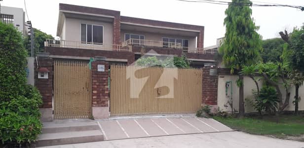 ڈی ایچ اے فیز 1 ڈیفنس (ڈی ایچ اے),لاہور میں 6 کمروں کا 2 کنال مکان 12.0 کروڑ میں برائے فروخت۔