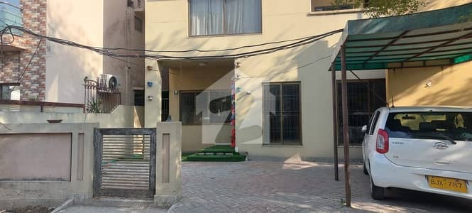 10 Marla Ground Floor Apartment Available For Sale 10 Marla Ground Floor Apartment Available For Sale