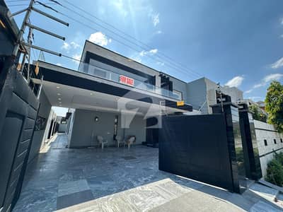 18 MARLA BRAND NEW LUXURY HOUSE IN IEP ENGINEERS TOWN