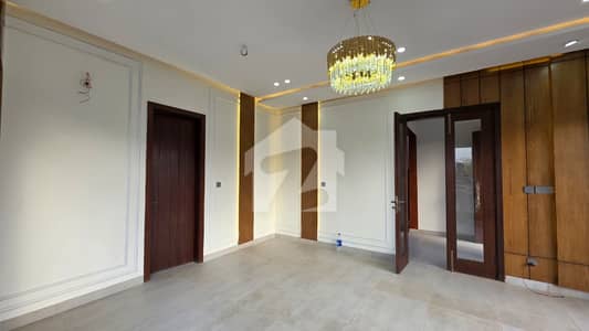 500 Sq. Yards Ultra-Luxury Villa for Sale | 8 Bedrooms | Basement | A++ Construction Quality