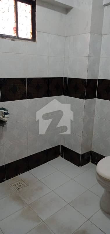 Prime Location 1600 Square Feet Flat In Stunning Federal B Area - Block 8 Is Available For Sale