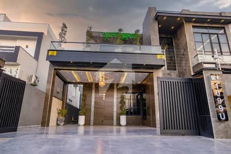 1 KANAL Modern House For Sale In DHA Phase 5 Block "U"