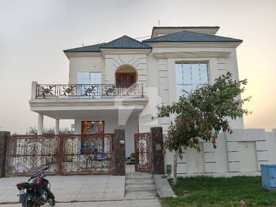 15 Kv Solar Installed   1 Kanal Brand New House For Rent In DHA Multan Sector H