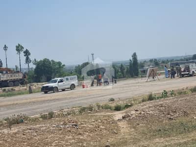 PLOT TOP LOCATION AT INVESTOR PRICE PLOT TOP LOCATION AT INVESTOR PRICE
