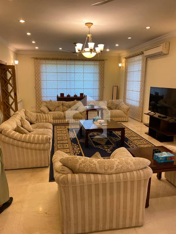F-7/3 Excellent House 1244 Square Yard For Sale F-7/3 Excellent House 1244 Square Yard For Sale
