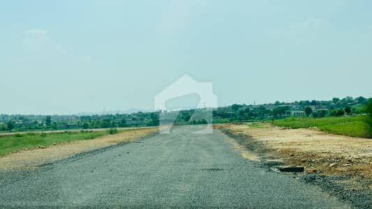 ST 121 PLOT AT REASONABLE PRICE