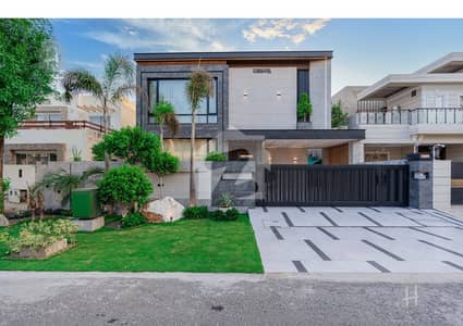 1 KANAL BRAND NEW EYE CATCHING SPANISH BUNGALOW FOR SALE NEAR TO RAYA IN LOW PRICE