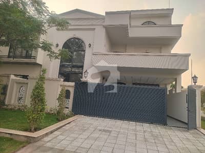 BRAND NEW CORNOR HOUSE FOR SALE SIZE 35*70